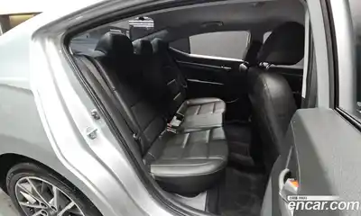 Hyundai Avante 2020 1.6 Автомат в Москве № 517685, миниатюра 12