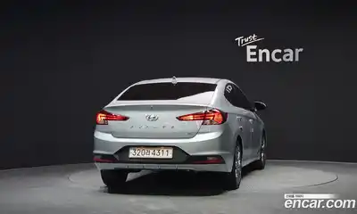 Hyundai Avante 2020 1.6 Автомат в Москве № 517685, миниатюра 4
