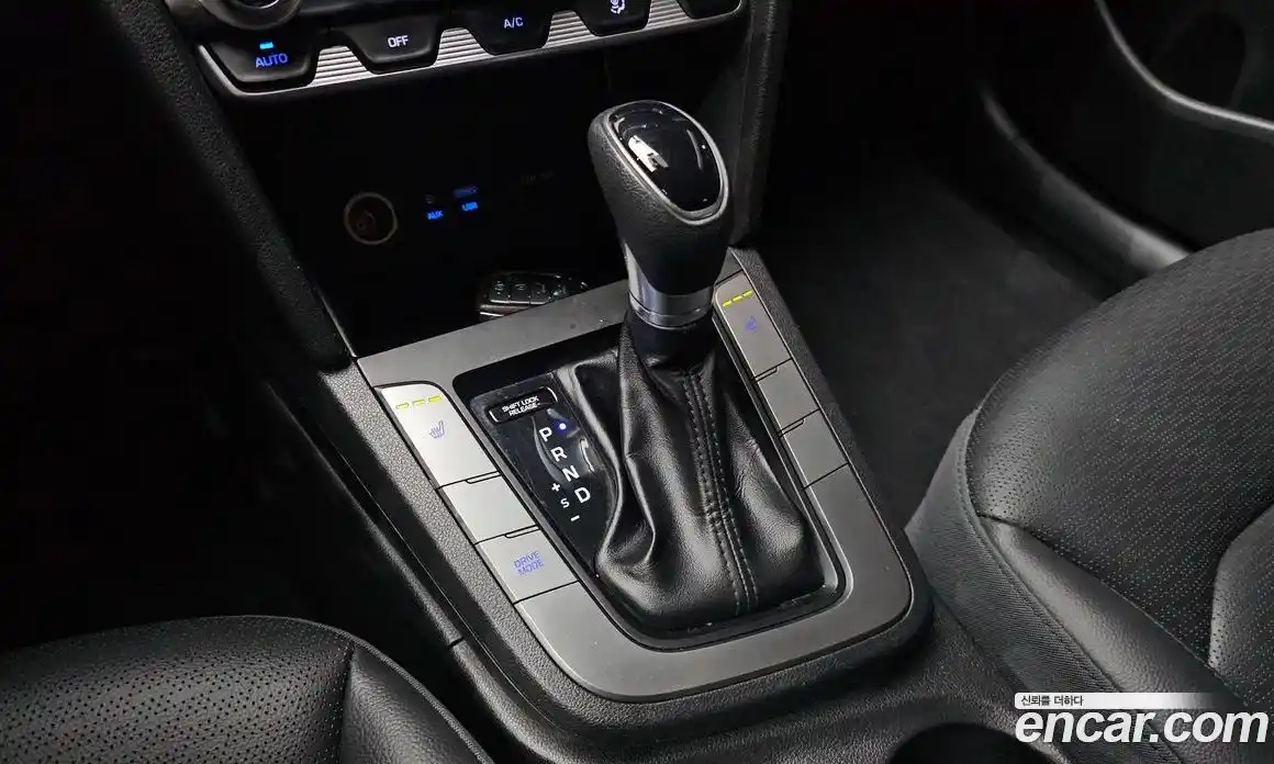 Hyundai Avante 2020 1.6 Автомат в Москве № 517685, фото 9