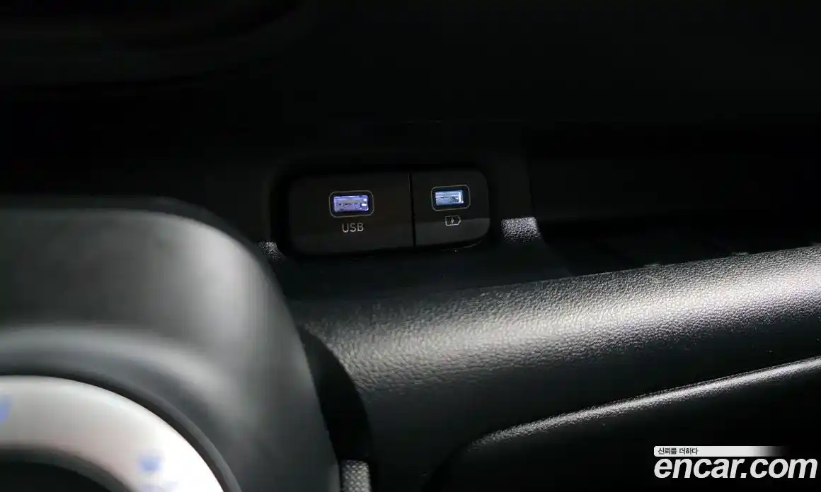 Hyundai Casper 2023 1.0 Автомат в Москве № 517779, фото 18