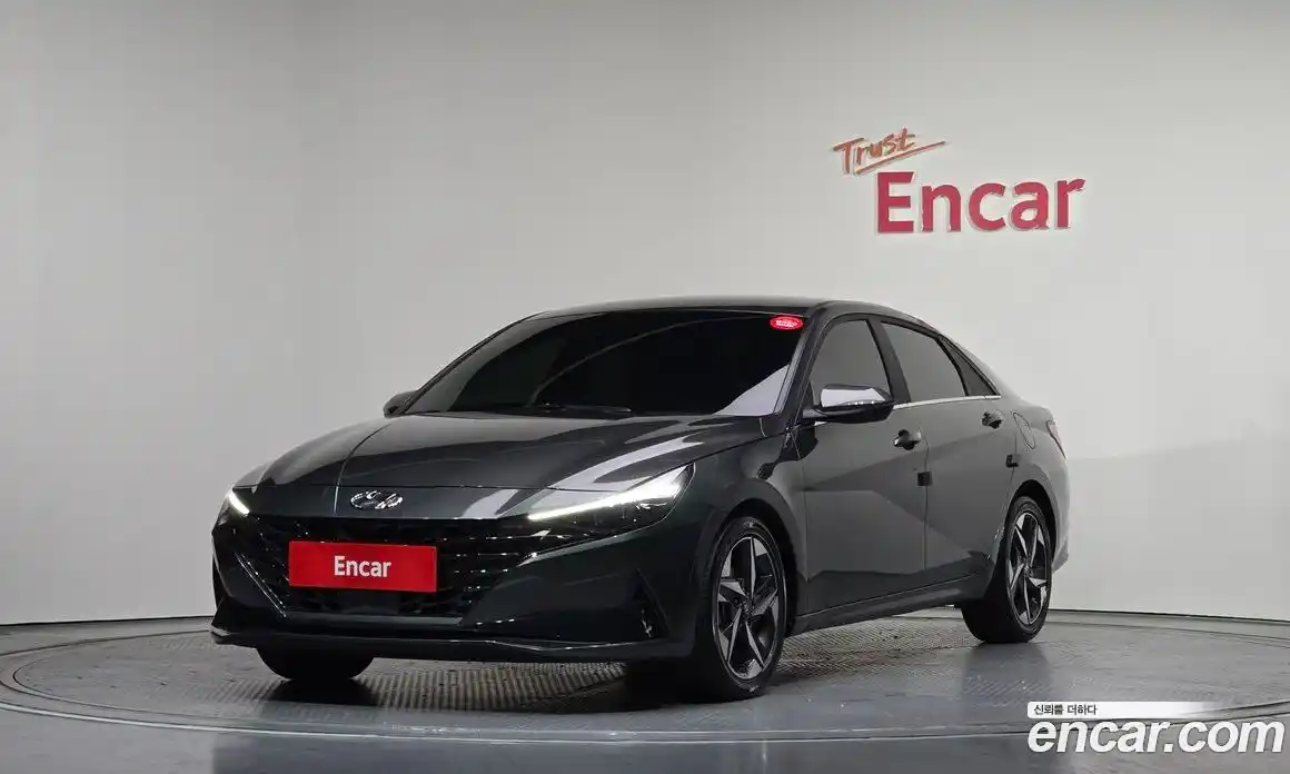 Hyundai Avante 2023 1.6 Автомат в Москве № 517887, фото 1