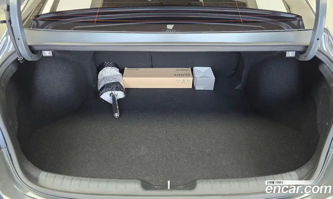 Hyundai Avante 2023 1.6 Автомат в Москве № 517887, фото 20