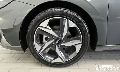 Hyundai Avante 2023 1.6 Автомат в Москве № 517887, миниатюра 5