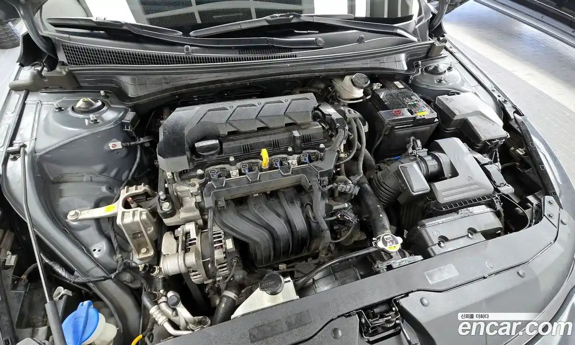 Hyundai Avante 2023 1.6 Автомат в Москве № 517887, фото 6