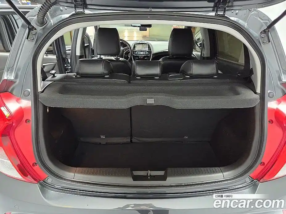 Chevrolet Spark 2017 1.0 Автомат в Москве № 518180, фото 9