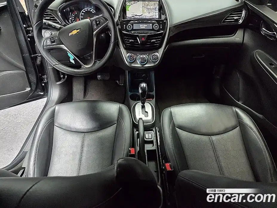 Chevrolet Spark 2017 1.0 Автомат в Москве № 518180, фото 10