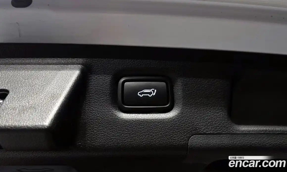 Hyundai Santa Fe 2020 2.2 Автомат в Москве № 518757, фото 19