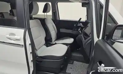 Kia Ray 2023 1.0 Автомат в Москве № 519767, миниатюра 12