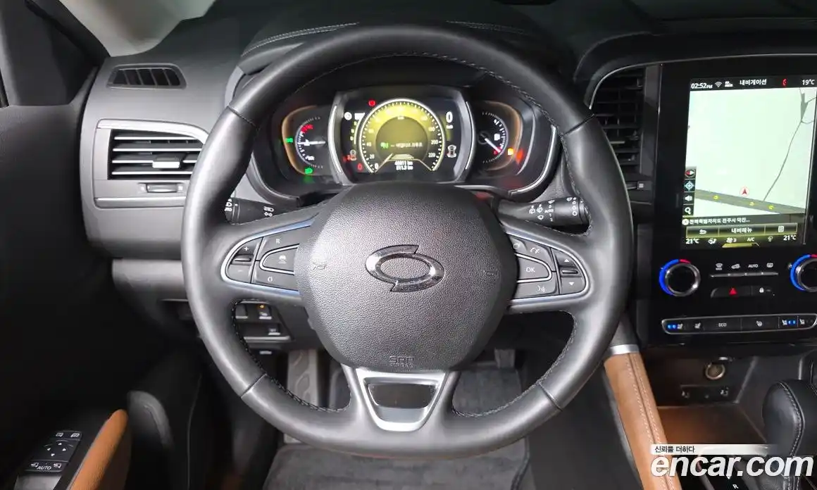 Renault QM6 2023 2.0 Автомат в Москве № 520514, фото 13