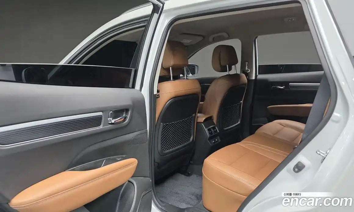 Renault QM6 2023 2.0 Автомат в Москве № 520514, фото 16