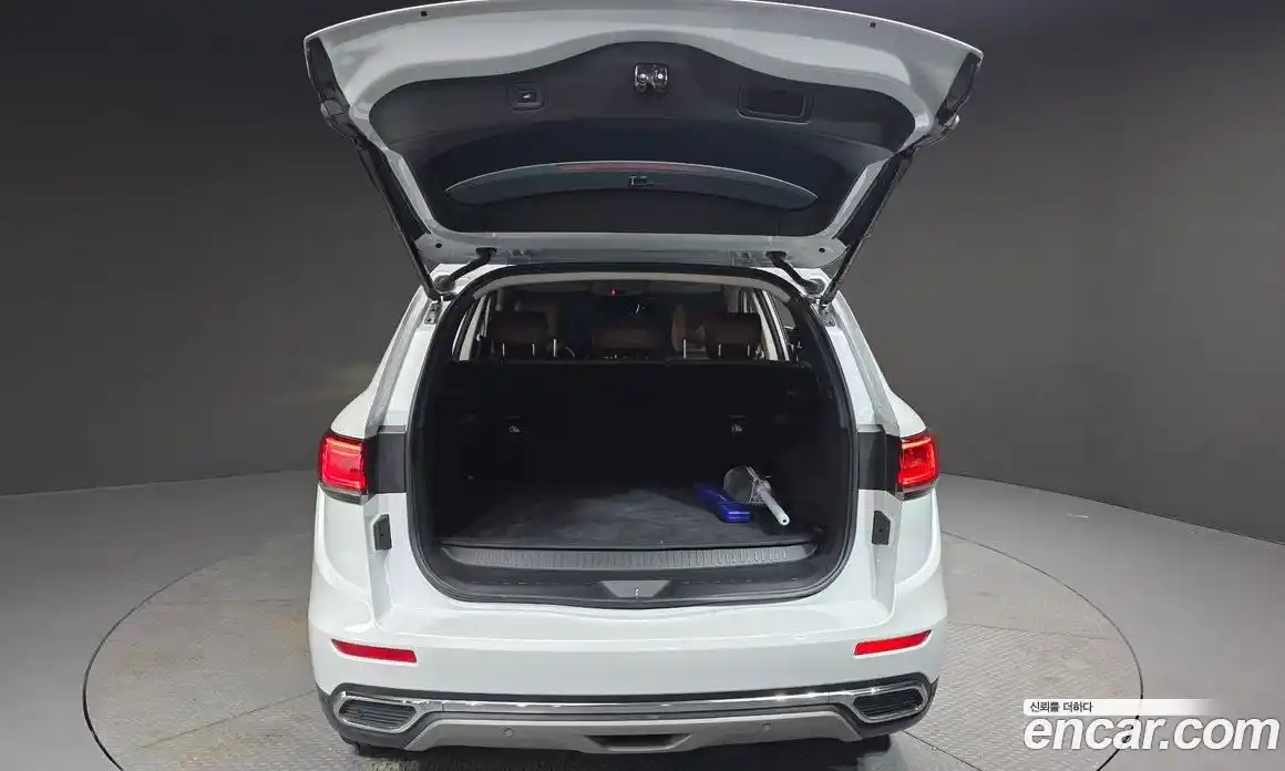 Renault QM6 2023 2.0 Автомат в Москве № 520514, фото 20