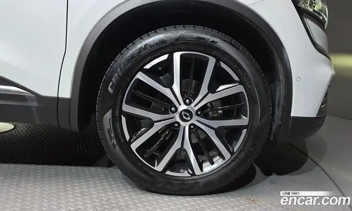 Renault QM6 2023 2.0 Автомат в Москве № 520514, фото 5