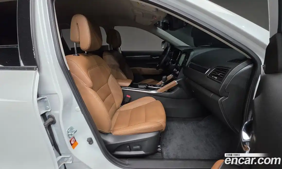 Renault QM6 2023 2.0 Автомат в Москве № 520514, фото 10