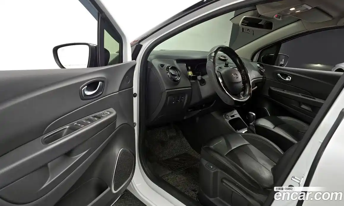 Renault QM3 2019 1.5 Автомат в Москве № 521520, фото 11