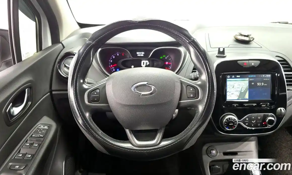 Renault QM3 2019 1.5 Автомат в Москве № 521520, фото 13