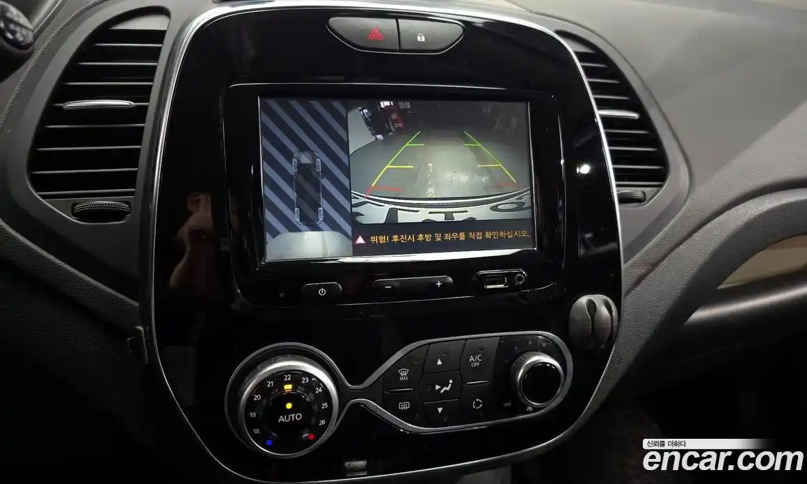 Renault QM3 2019 1.5 Автомат в Москве № 521520, фото 15