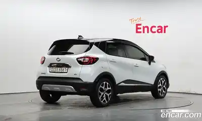 Renault QM3 2019 1.5 Автомат в Москве № 521520, миниатюра 2