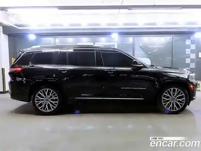 Jeep Cherokee 2023 3.6 Автомат в Москве № 522428, миниатюра 3