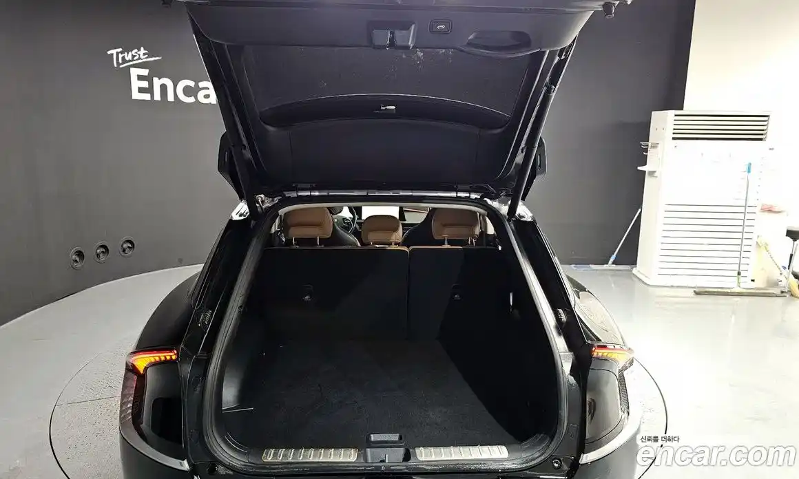 Kia EV6 2022 0.1 Автомат в Москве № 522775, фото 20