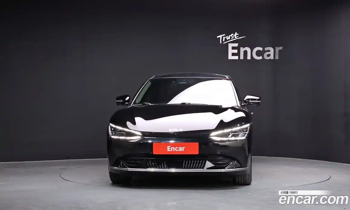 Kia EV6 2022 0.1 Автомат в Москве № 522775, фото 3