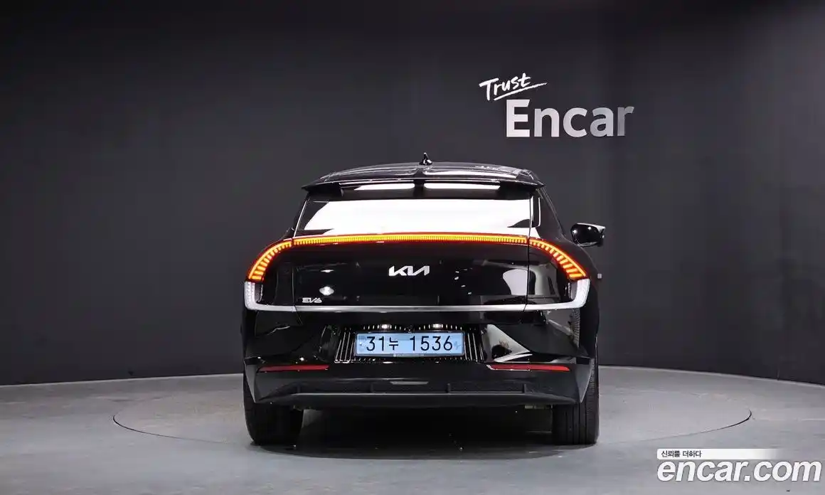 Kia EV6 2022 0.1 Автомат в Москве № 522775, фото 4