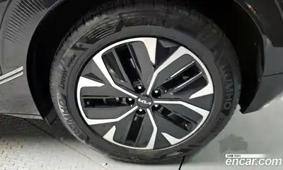 Kia EV6 2022 0.1 Автомат в Москве № 522775, миниатюра 5