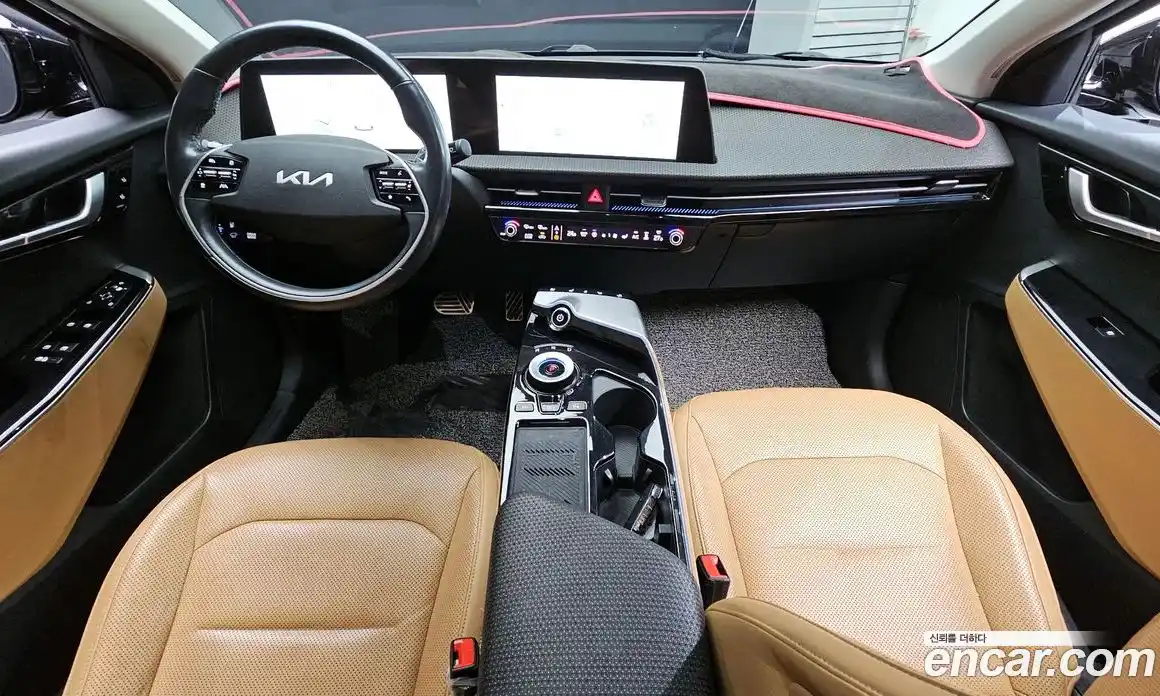 Kia EV6 2022 0.1 Автомат в Москве № 522775, фото 7