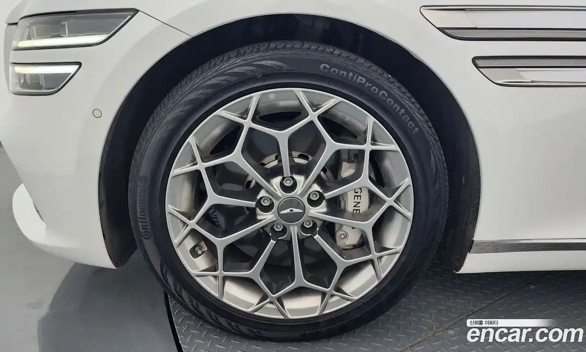 Genesis G80 2022 2.5 Автомат в Москве № 523591, фото 5