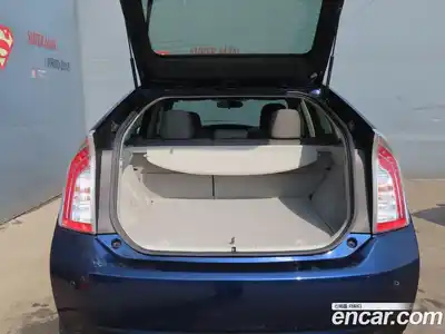 Toyota Prius 2015 1.8 Автомат в Москве № 525611, миниатюра 5