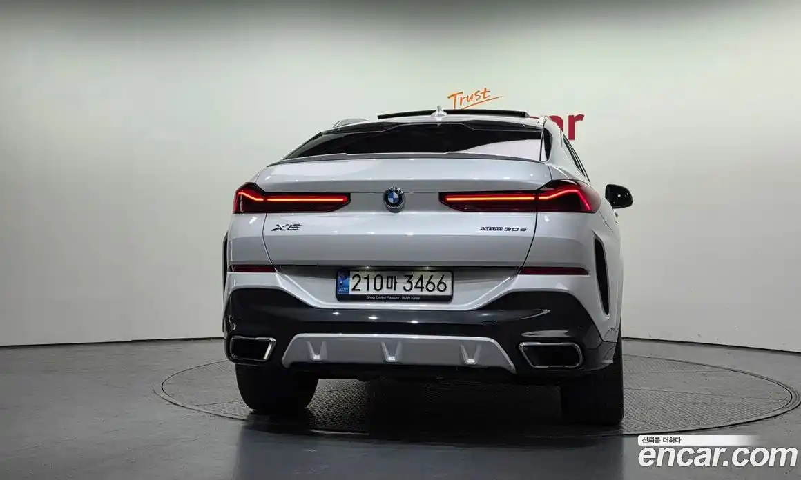 BMW X6 2022 3.0 Автомат в Москве № 525890, фото 4