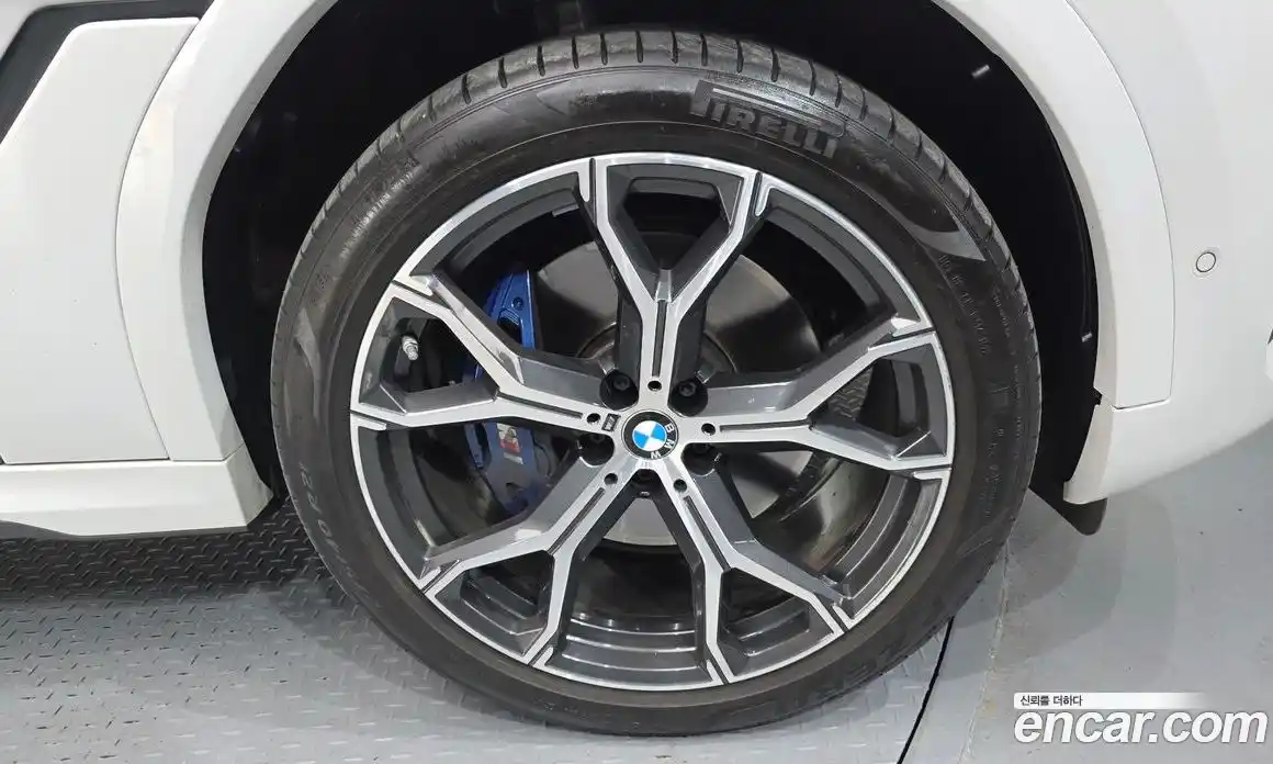 BMW X6 2022 3.0 Автомат в Москве № 525890, фото 5