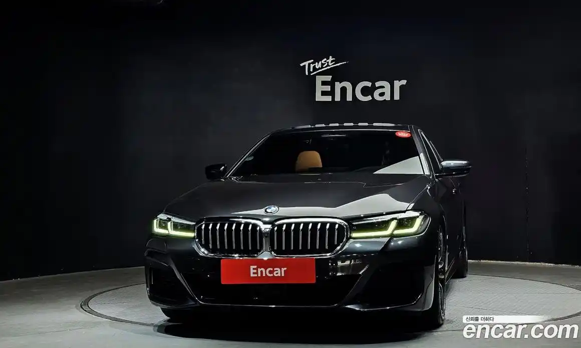 BMW 5-Series 2023 2.0 Автомат в Москве № 526653, фото 3