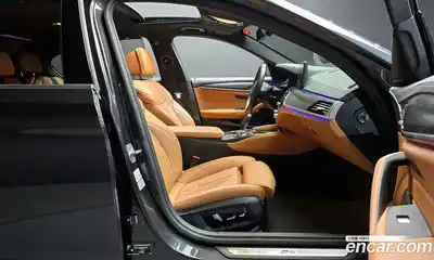 BMW 5-Series 2023 2.0 Автомат в Москве № 526653, миниатюра 10