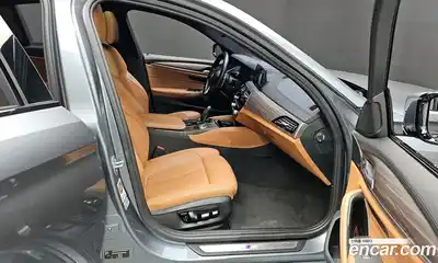 BMW 5-Series 2017 2.0 Автомат в Москве № 527225, миниатюра 11