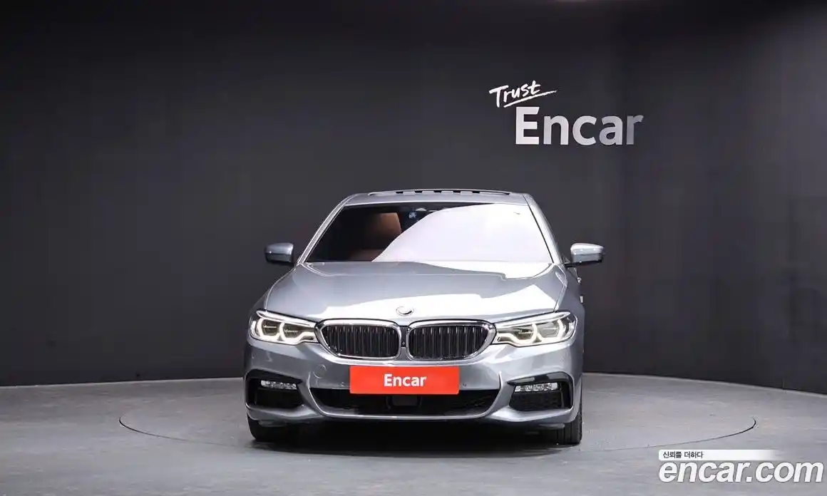 BMW 5-Series 2017 2.0 Автомат в Москве № 527225, фото 3