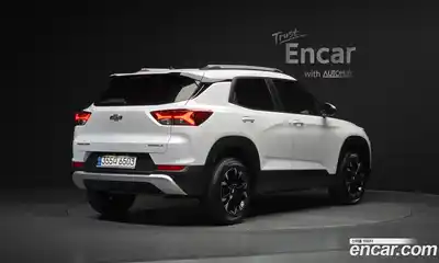 Chevrolet TrailBlazer 2022 1.3 Автомат в Москве № 527650, миниатюра 2