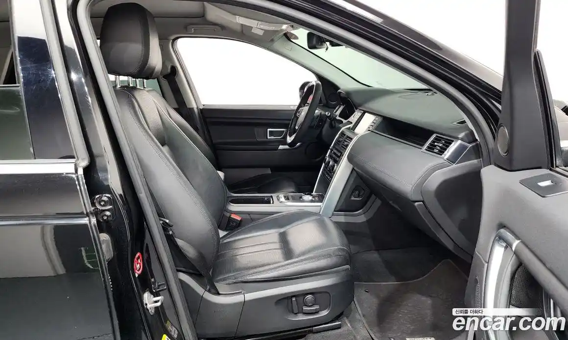 Land Rover Discovery Sport 2016 2.0 Автомат в Москве № 527745, фото 11