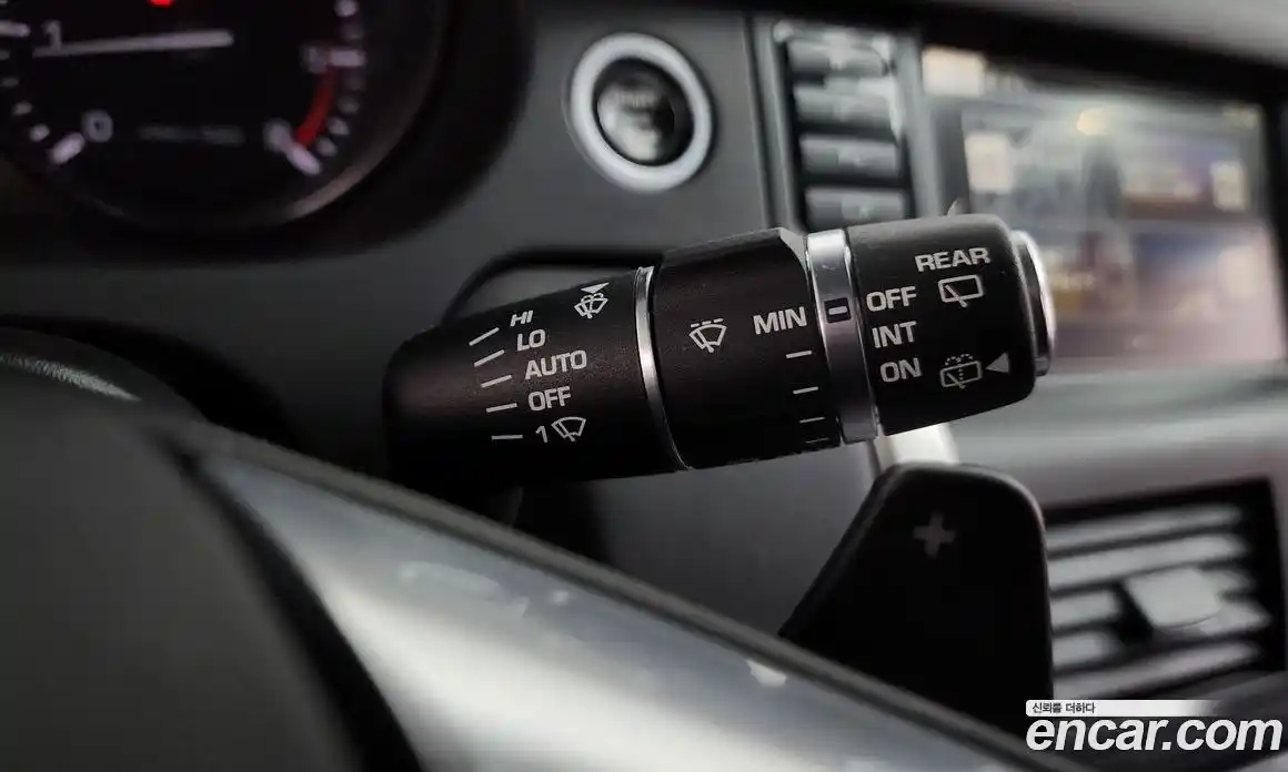 Land Rover Discovery Sport 2016 2.0 Автомат в Москве № 527745, фото 15