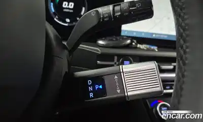 Hyundai Santa Fe 2025 1.6 Автомат в Москве № 529818, миниатюра 9