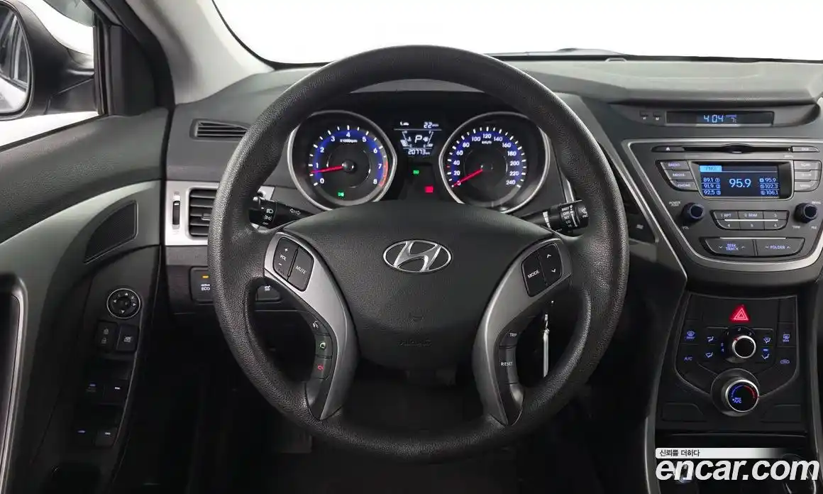 Hyundai Avante 2015 1.6 Автомат в Москве № 530008, фото 15