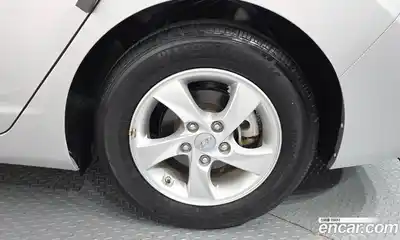 Hyundai Avante 2015 1.6 Автомат в Москве № 530008, миниатюра 5