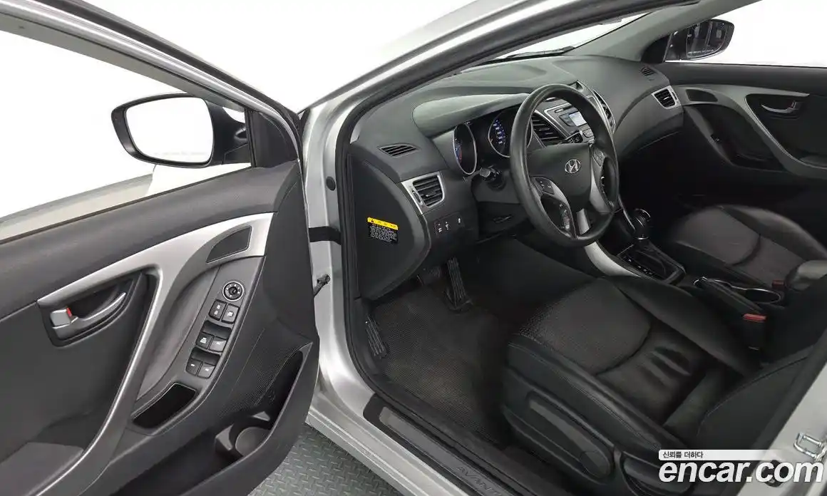 Hyundai Avante 2015 1.6 Автомат в Москве № 530008, фото 10