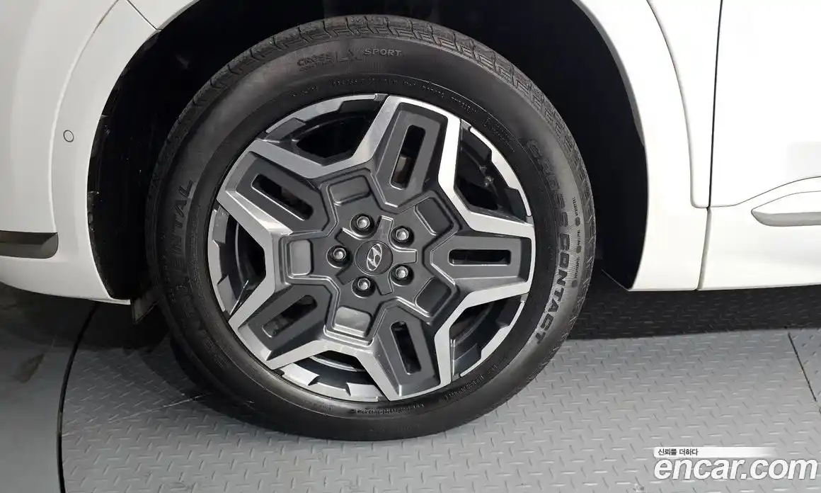 Hyundai Santa Fe 2022 1.6 Автомат в Москве № 531352, фото 5