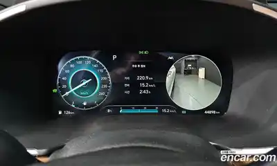 Hyundai Santa Fe 2022 1.6 Автомат в Москве № 531352, миниатюра 8