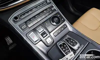 Hyundai Santa Fe 2022 1.6 Автомат в Москве № 531352, миниатюра 9