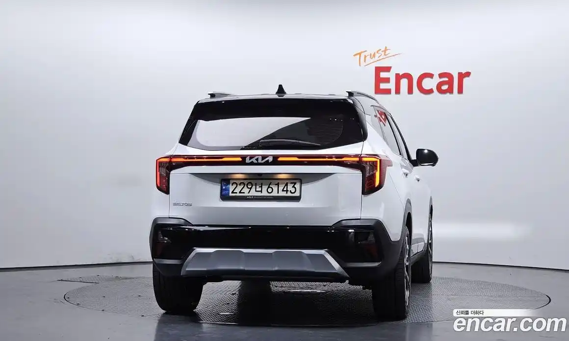 Kia Seltos 2024 1.6 Автомат в Москве № 531917, фото 4