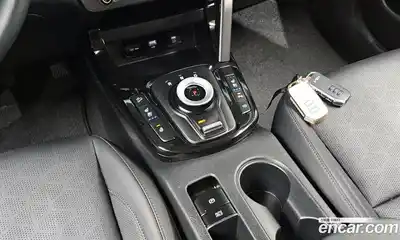 Kia Seltos 2024 1.6 Автомат в Москве № 531917, миниатюра 9