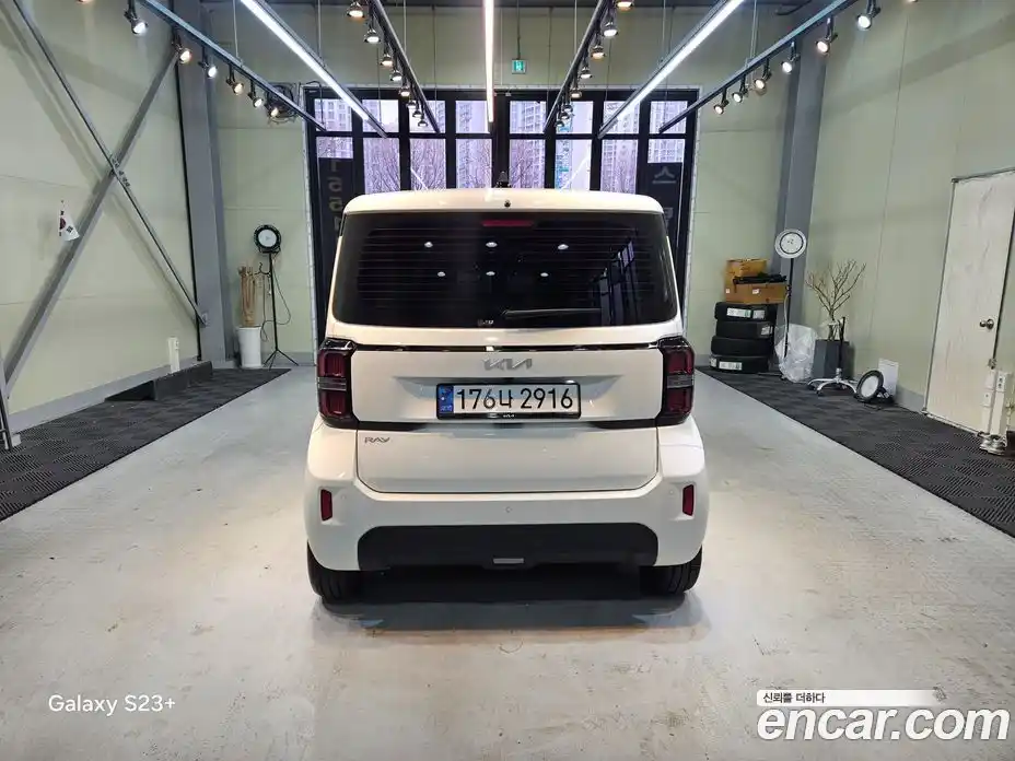 Kia Ray 2023 1.0 Автомат в Москве № 532075, фото 20