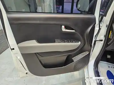 Kia Ray 2023 1.0 Автомат в Москве № 532075, миниатюра 7