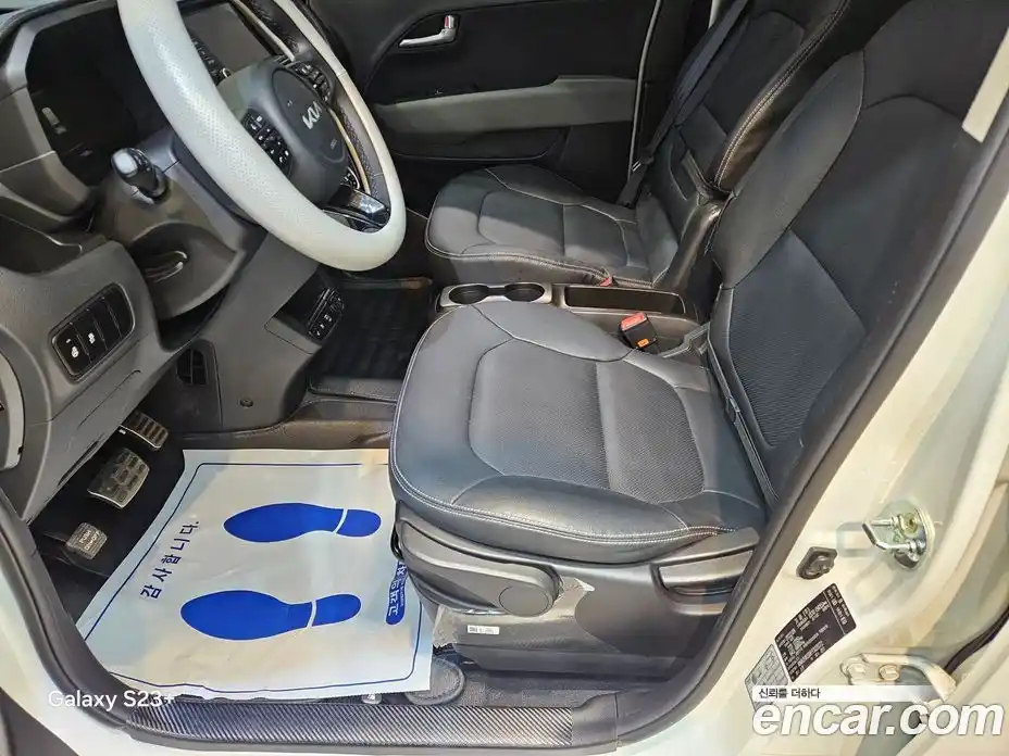 Kia Ray 2023 1.0 Автомат в Москве № 532075, фото 9